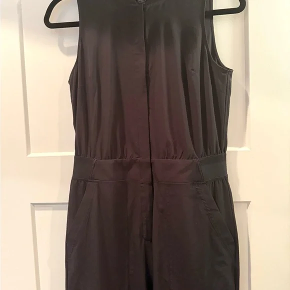 Athleta Black Brooklyn Zip-Up Stretch Performance Jumpsuit Size r - Picture 5 of 10
